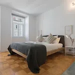 Lovelystay - Wide & Bright 4 Families شقة *