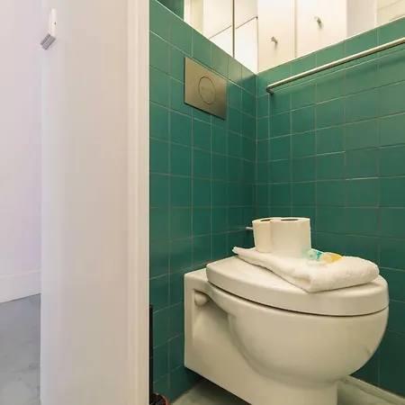 Διαμέρισμα Lovelystay - Wide & Bright 4 Families