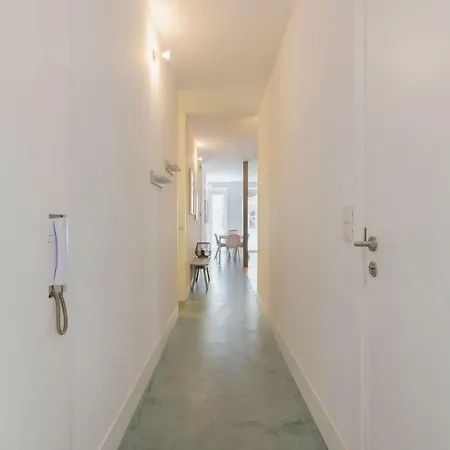 Lovelystay - Wide & Bright 4 Families Daire