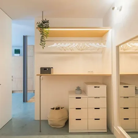 Lovelystay - Wide & Bright 4 Families Apartament