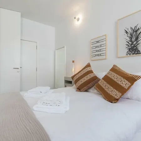 Lovelystay - Wide & Bright 4 Families Apartament Lizbona