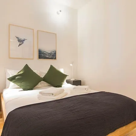 Lägenhet Wide & Bright 4 Families By Lovelystay