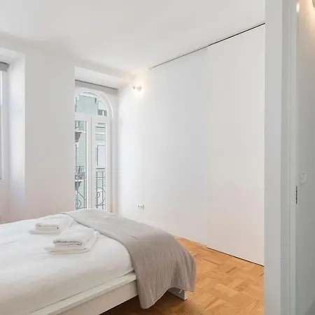Lovelystay - Wide & Bright 4 Families Apartment *