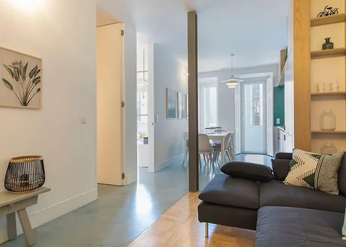 Lovelystay - Wide & Bright 4 Families * Лісабон