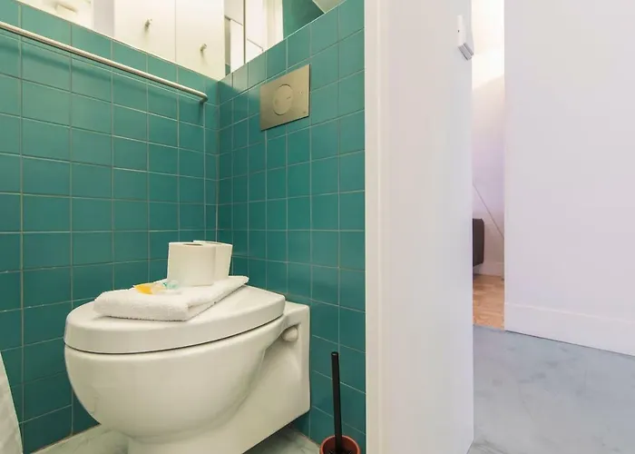 Lovelystay - Wide & Bright 4 Families Апартаменти *