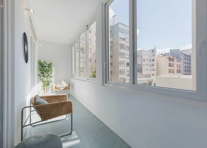 Lovelystay - Wide & Bright 4 Families *